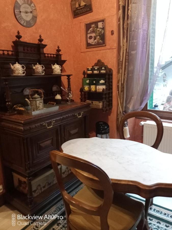 Olliergues Chambre Bounty, B&B, Cuisine Privee, Lit Queen Size, Terrasse, Parking, Garage المظهر الخارجي الصورة